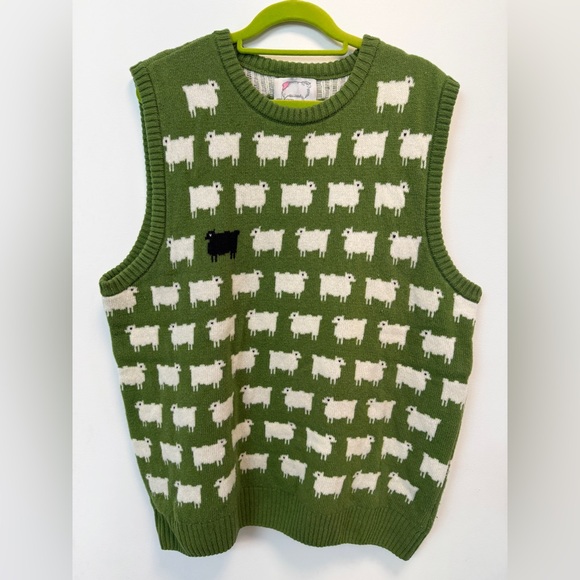 Warm & Wonderful Sweaters - Warm and Wonderful Green (Diana) Sheep Pattern Sweater Vest